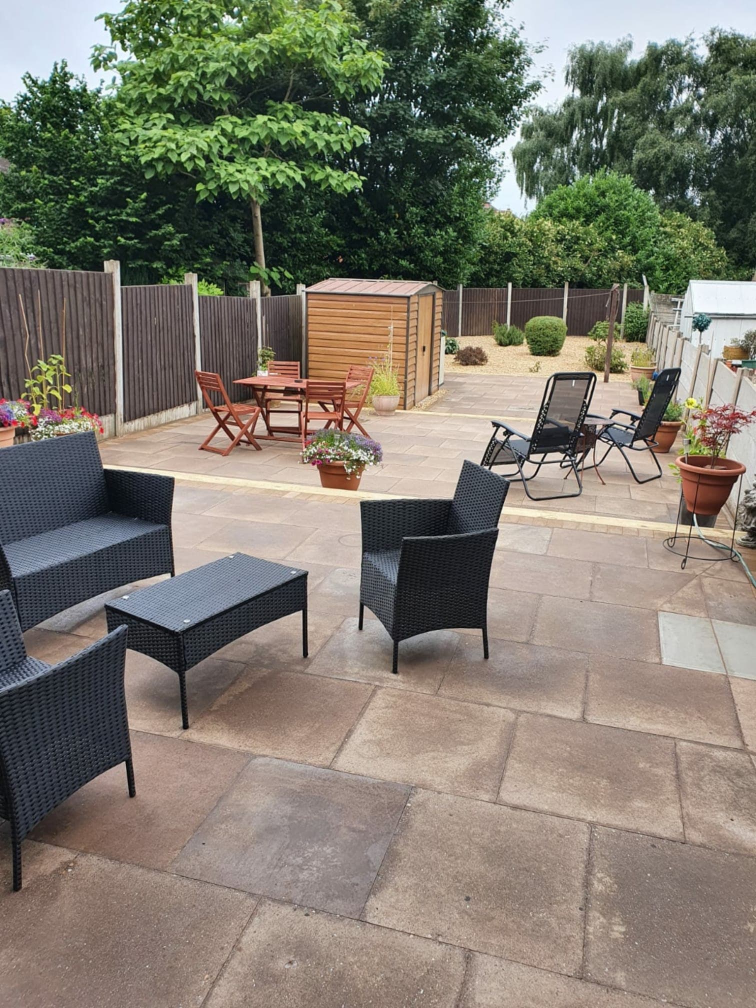 Patio & Garden Furniture